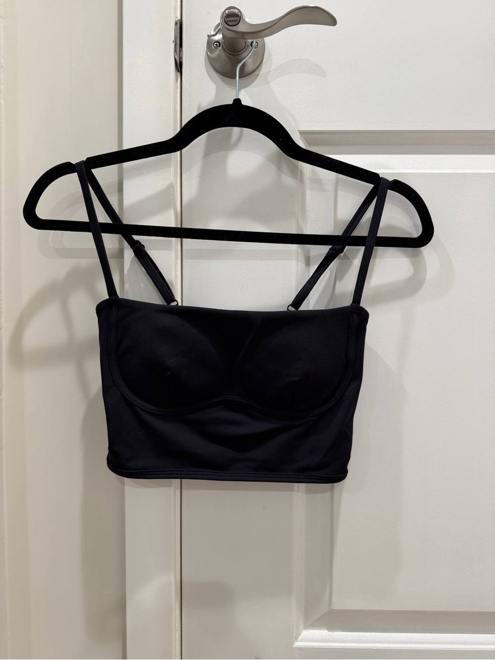 ALO Yoga Airbrush Streamlined Black Padded Bra Tank